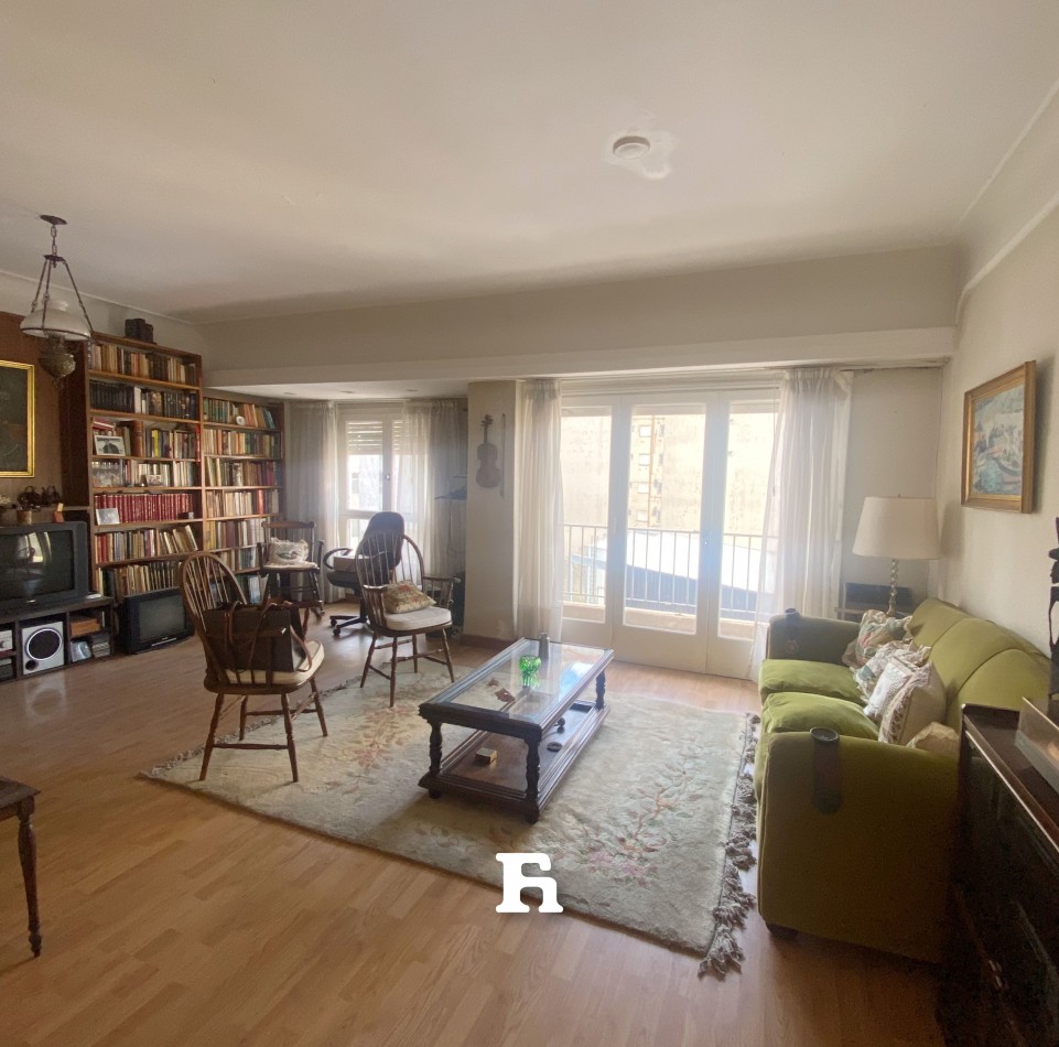 ZONA ALDREY OPORTUNIDAD - 4 AMBIENTES MAS DEPENDECIA DE SERVICIO Y TERRAZA PROPIA