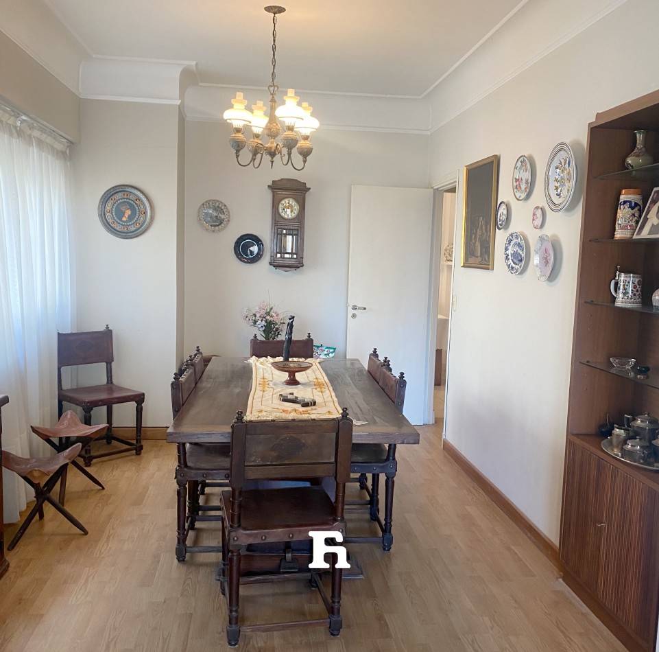 ZONA ALDREY OPORTUNIDAD - 4 AMBIENTES MAS DEPENDECIA DE SERVICIO Y TERRAZA PROPIA