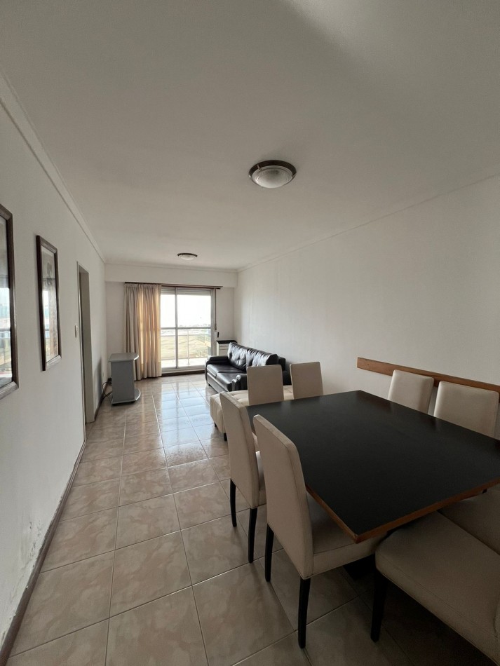 VARESE - Departamento de 4 ambientes con vista al mar
