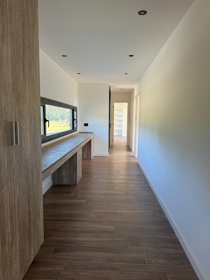 RUMENCO JOVEN - EXCLUSIVA CASA 4 DORMITORIOS CON VISTA AL LAGO