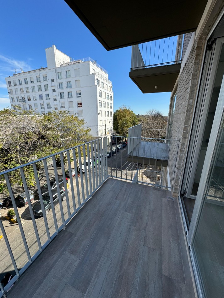 Semipiso de dos ambientes a Estrenar Playa Grande