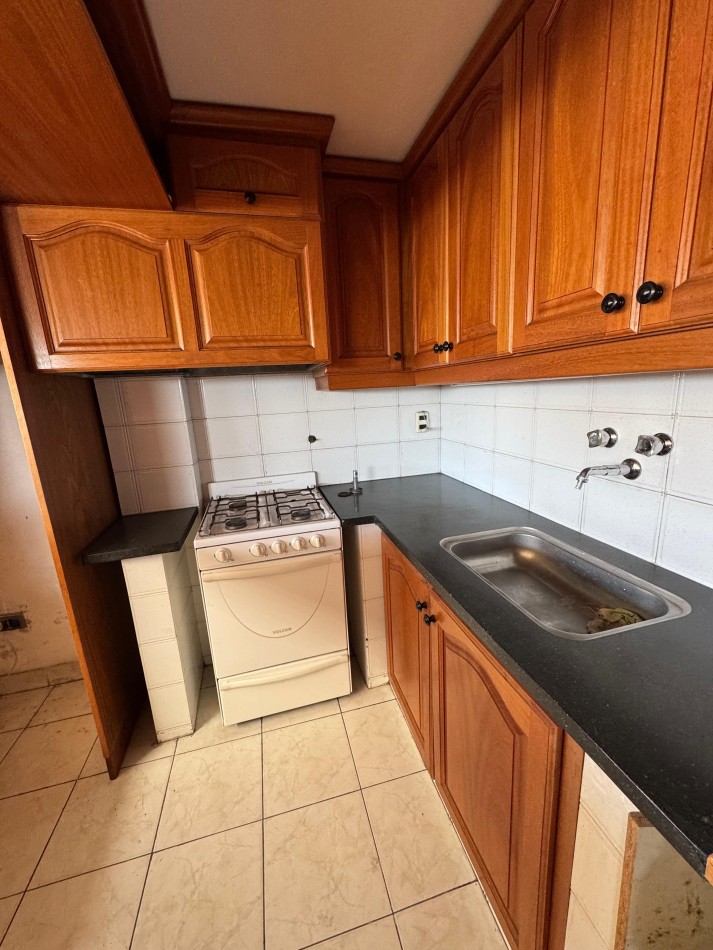 Piso 5 ambientes Plaza Mitre