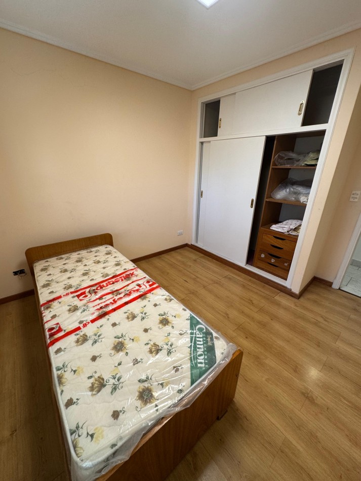 Piso 5 ambientes Plaza Mitre