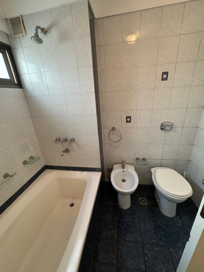 Piso 5 ambientes Plaza Mitre