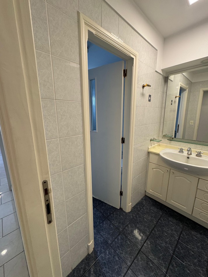 Piso 5 ambientes Plaza Mitre