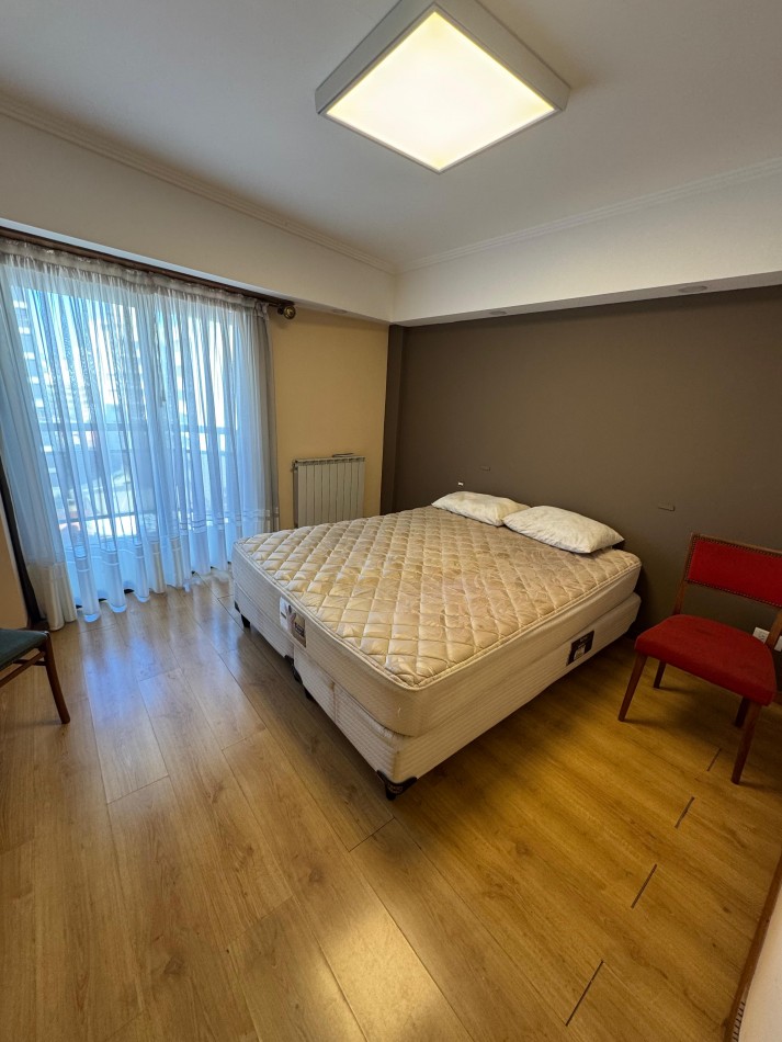 Piso 5 ambientes Plaza Mitre