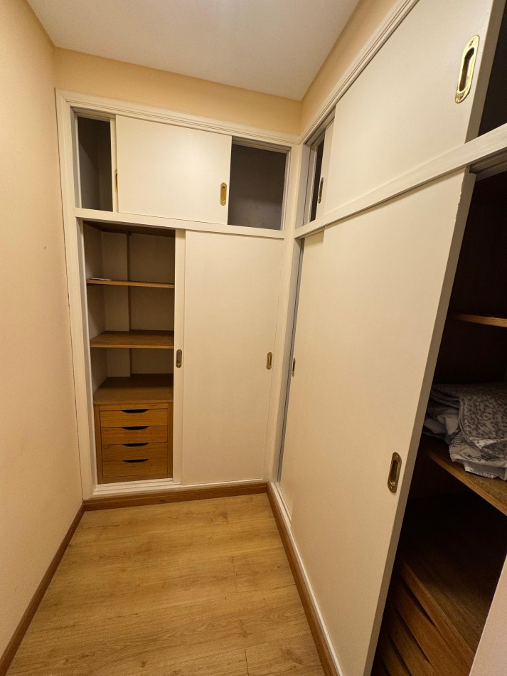 Piso 5 ambientes Plaza Mitre
