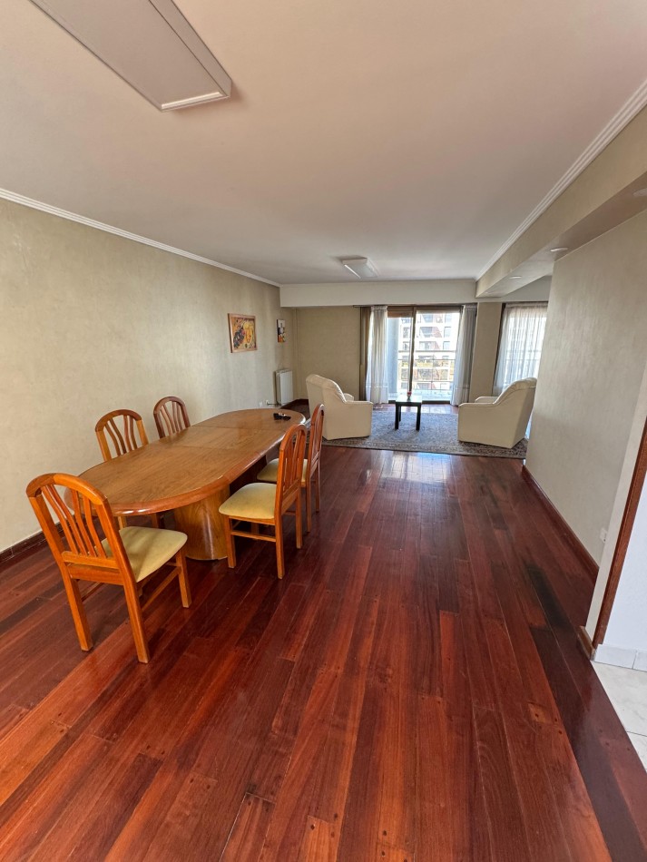 Piso 5 ambientes Plaza Mitre