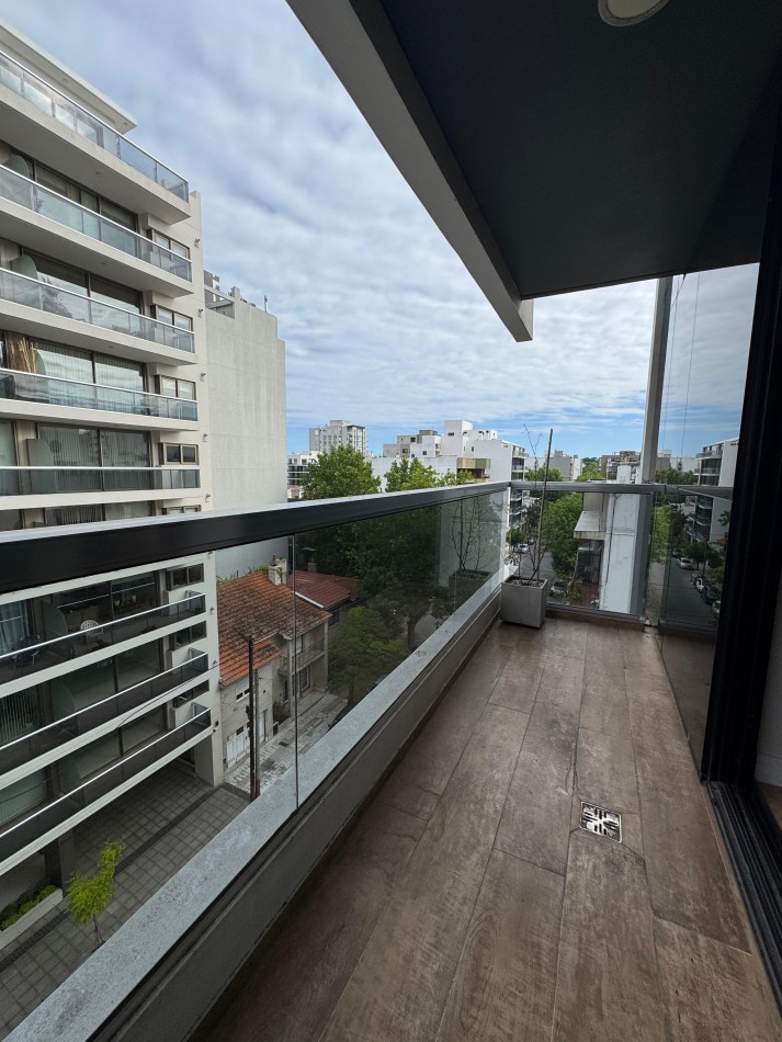 Zona Aldrey - OPORTUNIDAD, 3 AMBIENTES C/ COCHERA A ESTRENAR 
