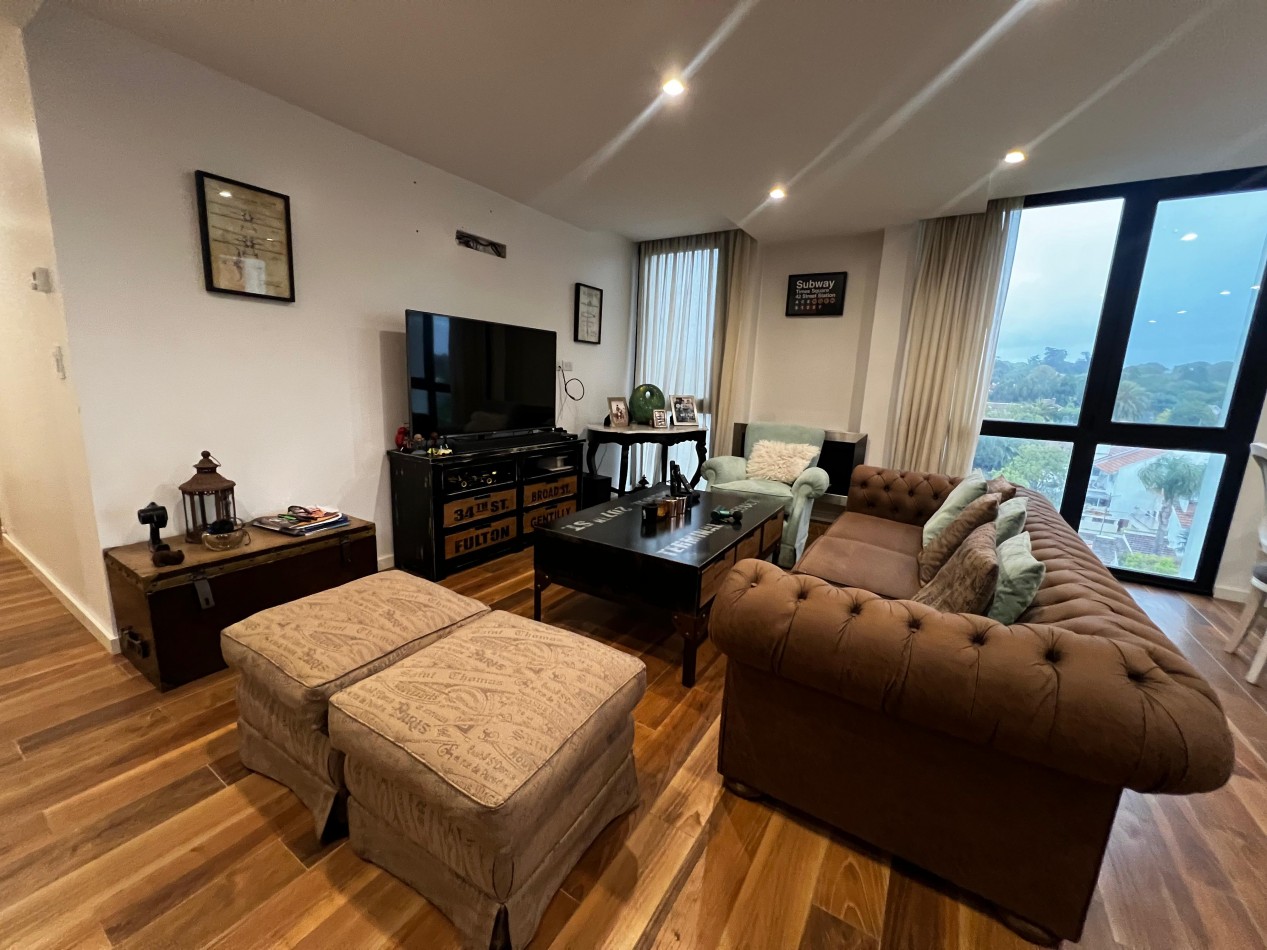 Semipiso de 4 ambientes en alquiler - Guemes