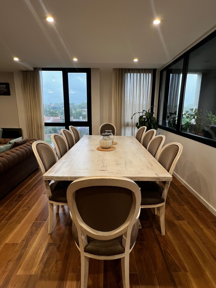 Semipiso de 4 ambientes en alquiler - Guemes