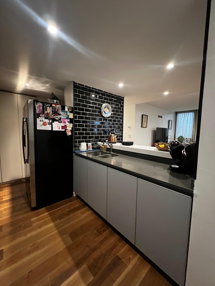 Semipiso de 4 ambientes en alquiler - Guemes