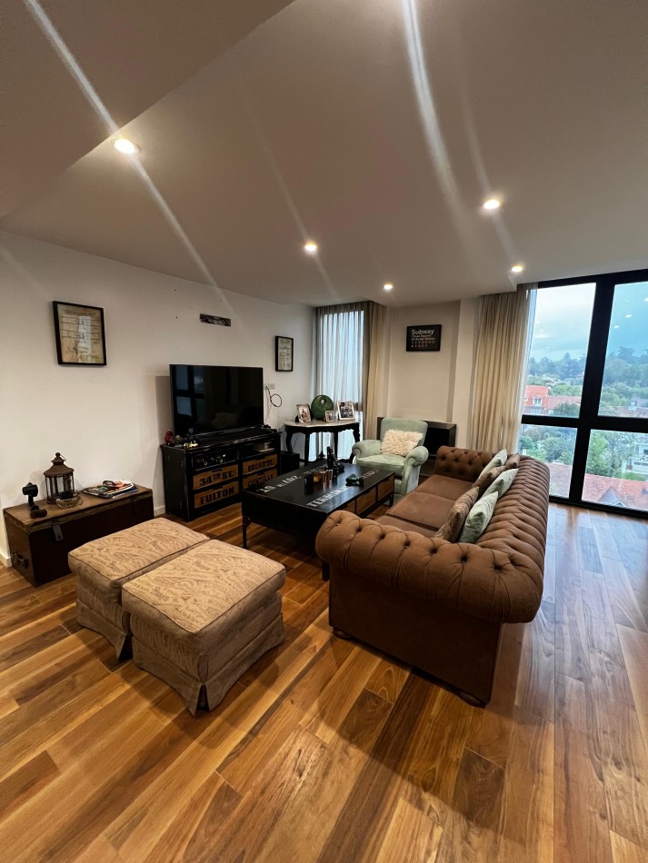 Semipiso de 4 ambientes en alquiler - Guemes