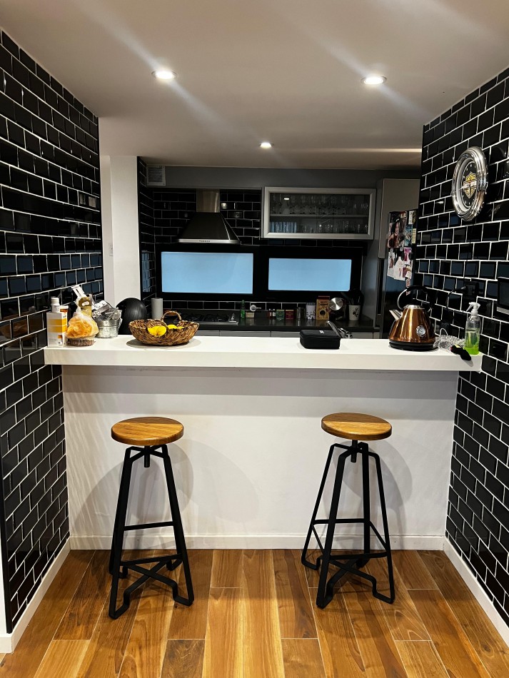 Semipiso de 4 ambientes en alquiler - Guemes