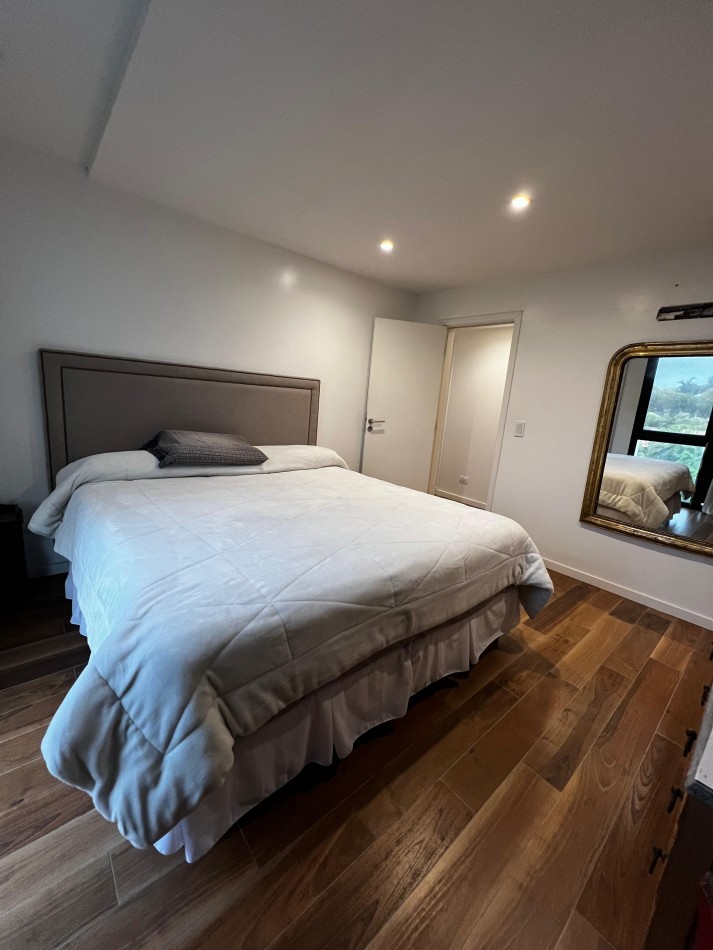 Semipiso de 4 ambientes en alquiler - Guemes