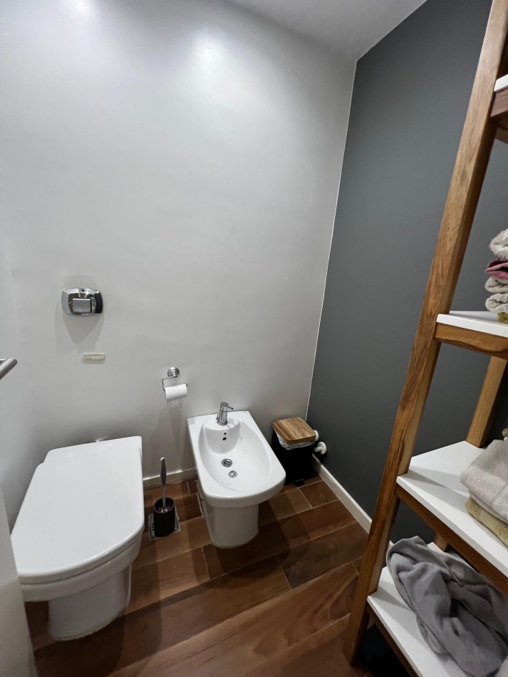 Semipiso de 4 ambientes en alquiler - Guemes