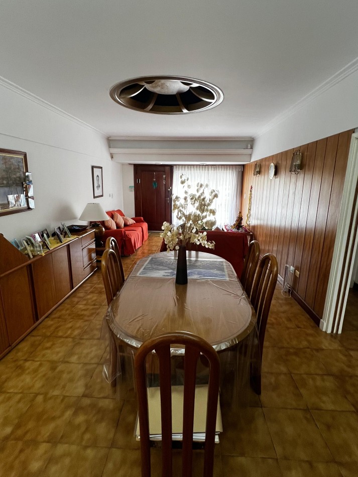 PARQUE LURO - CHALET 3 DORMITORIOS, GRAN PARQUE Y DTO DE 2 AMBIENTES