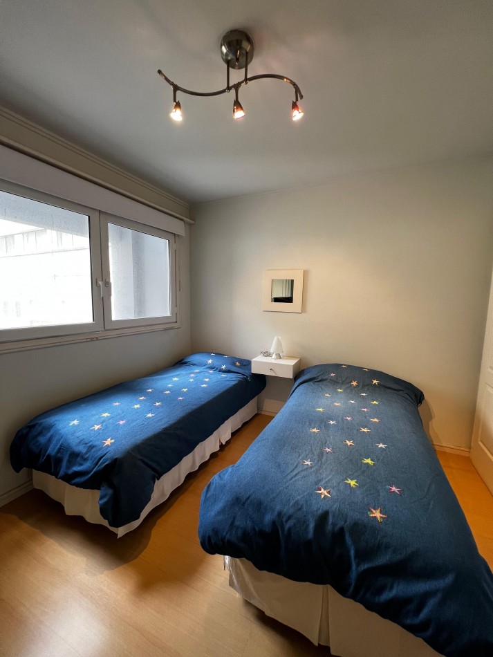 SEMIPISO DE 4 AMBIENTES CON VISTA PLENA AL MAR