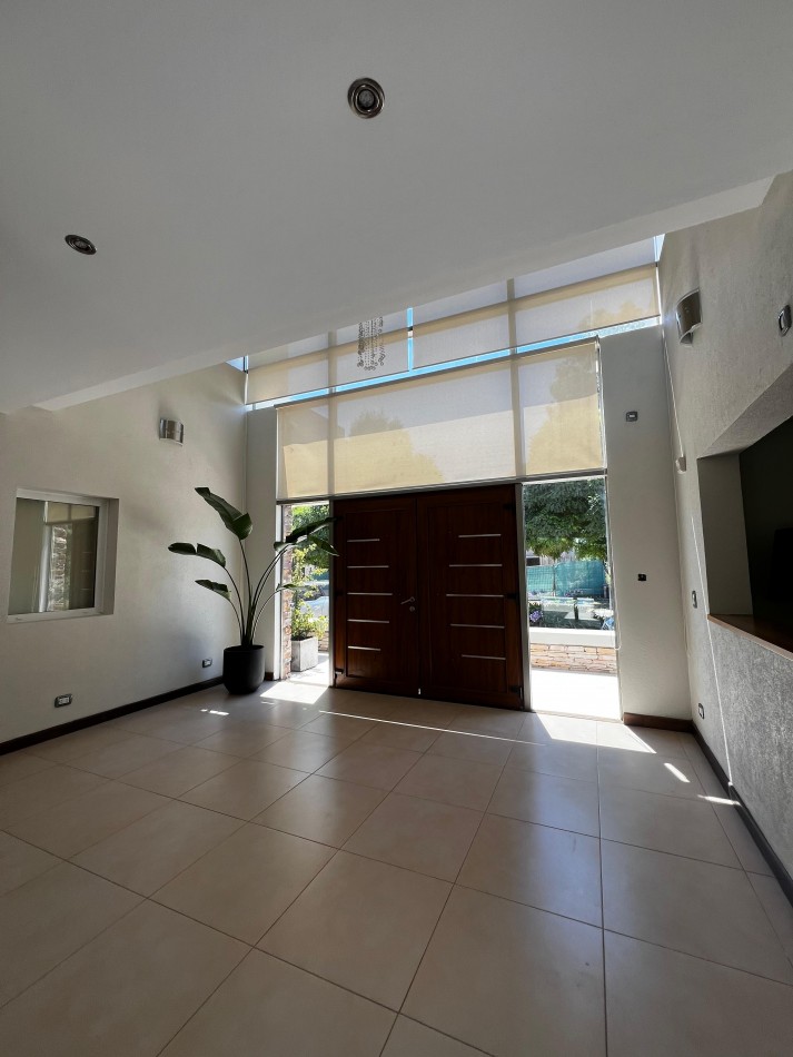 ALQUILER ARENAS DEL SUR - EXCLUSIVA CASA 4 DORMITORIOS PARQUE Y PISCINA