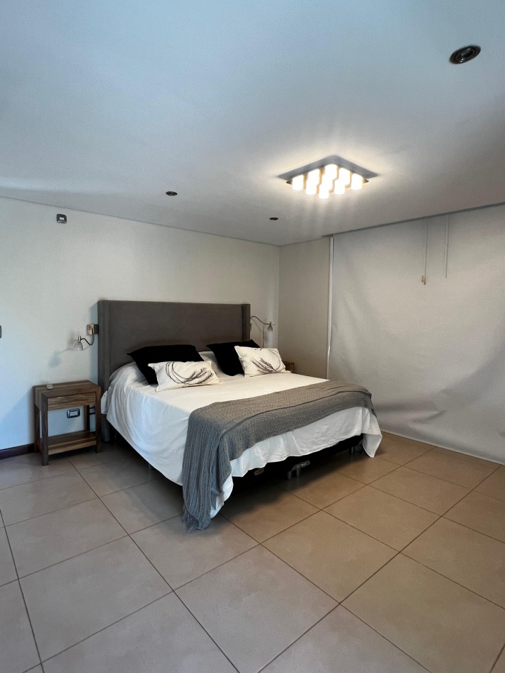 ALQUILER ARENAS DEL SUR - EXCLUSIVA CASA 4 DORMITORIOS PARQUE Y PISCINA