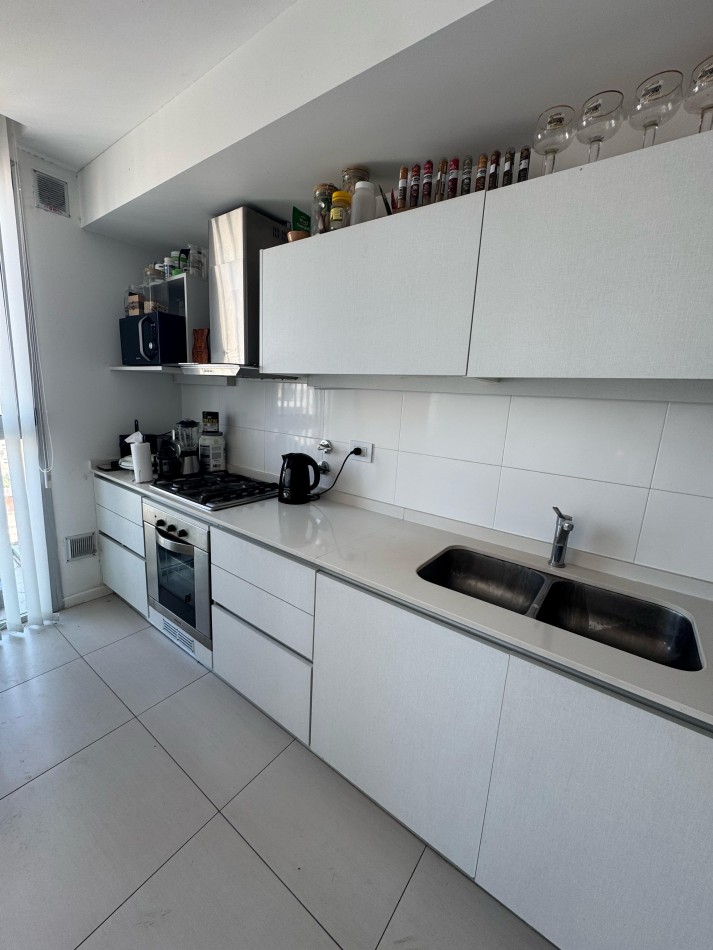 Guemes a metros del Paseo Aldrey - Moderno 3 ambientes con cochera