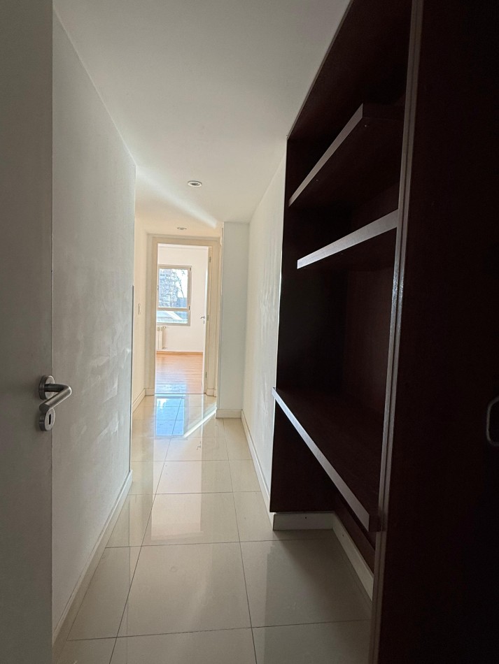 VENTA - SEMIPISO DE 3 AMBIENTES - COCHERA Y BAULERA