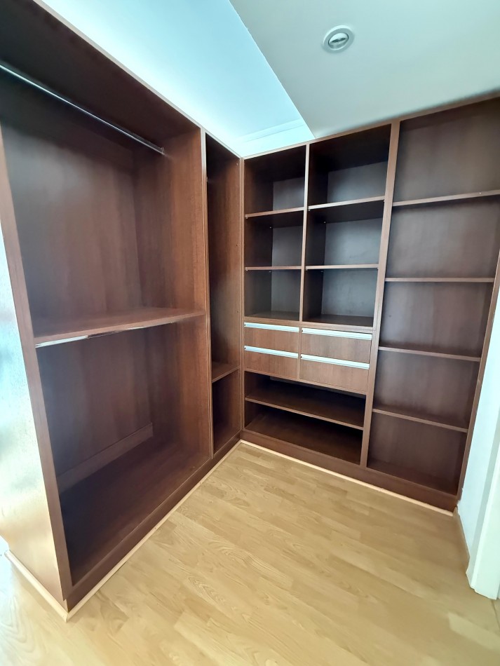 VENTA - SEMIPISO DE 3 AMBIENTES - COCHERA Y BAULERA