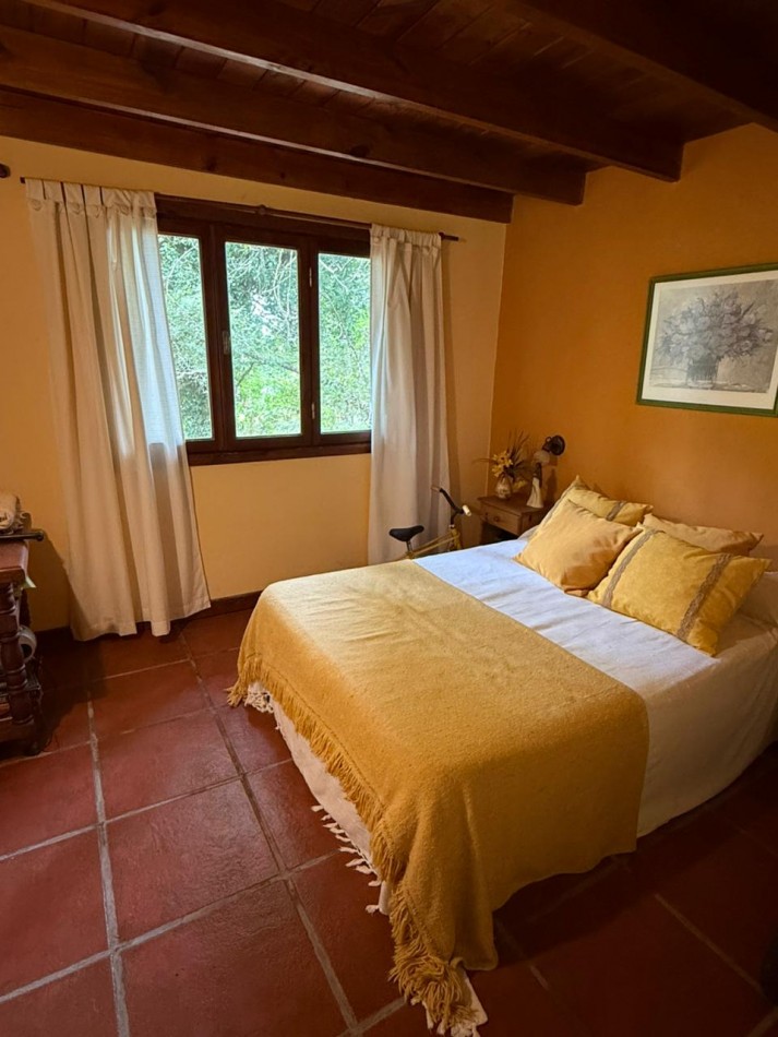 hermoso Chalet de 3 ambientes de estilo rustico