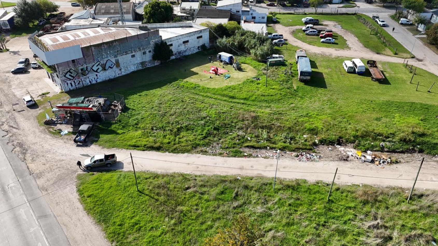 Gran Lote Sobre Avenida champagnat 