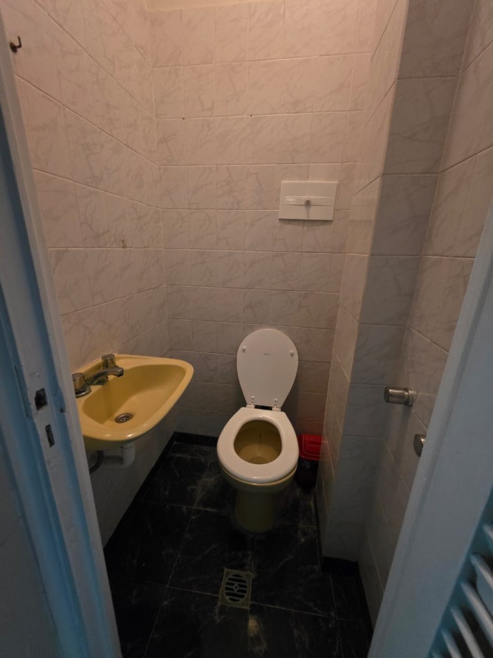 Venta Departamento 3 Ambientes + Dependencia reciclado frente a Plaza Colon - Apto financiacion