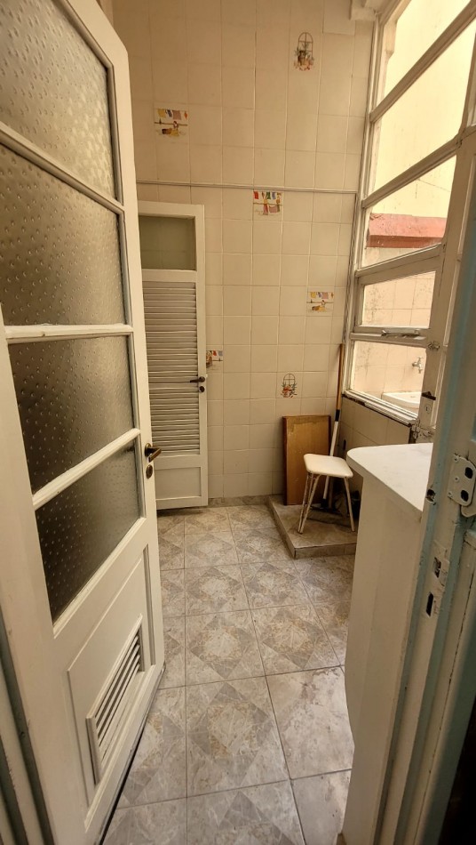 Venta Departamento 3 Ambientes + Dependencia reciclado frente a Plaza Colon - Apto financiacion