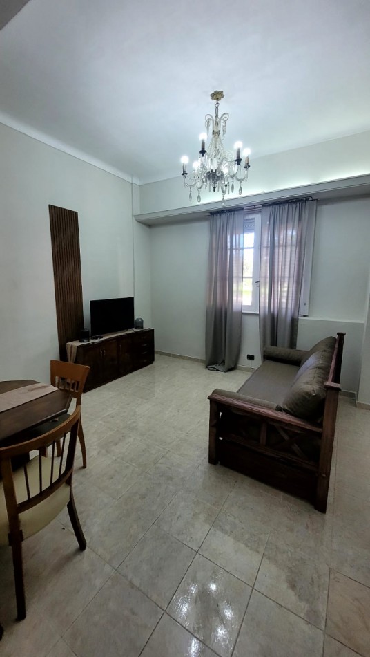 Venta Departamento 3 Ambientes + Dependencia reciclado frente a Plaza Colon - Apto financiacion