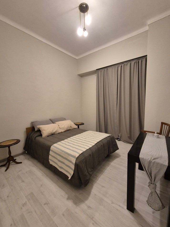 Venta Departamento 3 Ambientes + Dependencia reciclado frente a Plaza Colon - Apto financiacion