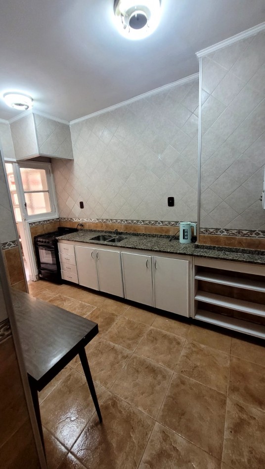 Venta Departamento 3 Ambientes + Dependencia reciclado frente a Plaza Colon - Apto financiacion