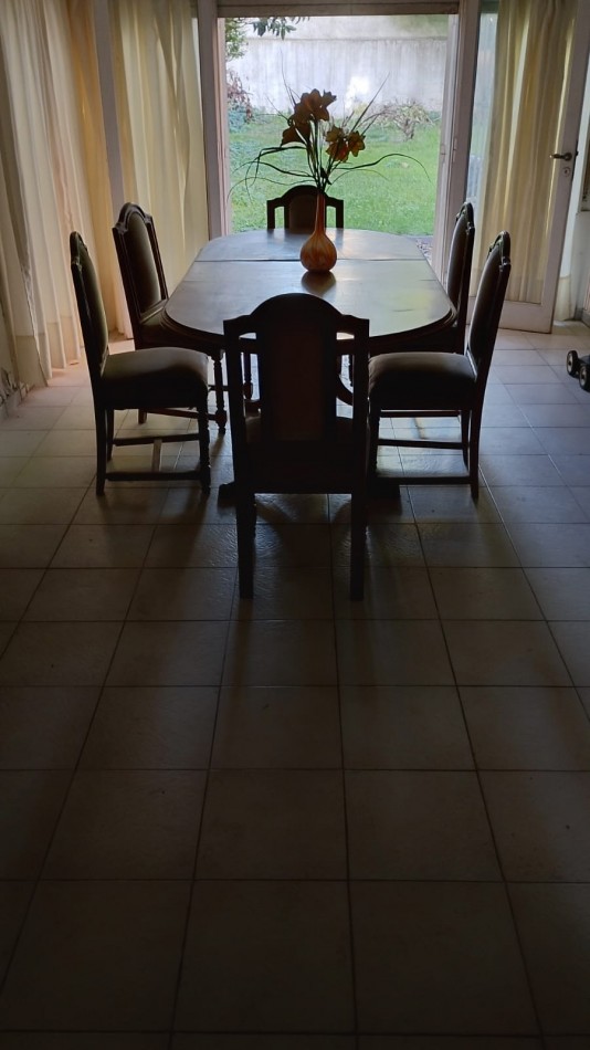 Venta Casa Estilo Marplatense A Reciclar Gran Terreno En Zona Aldrey