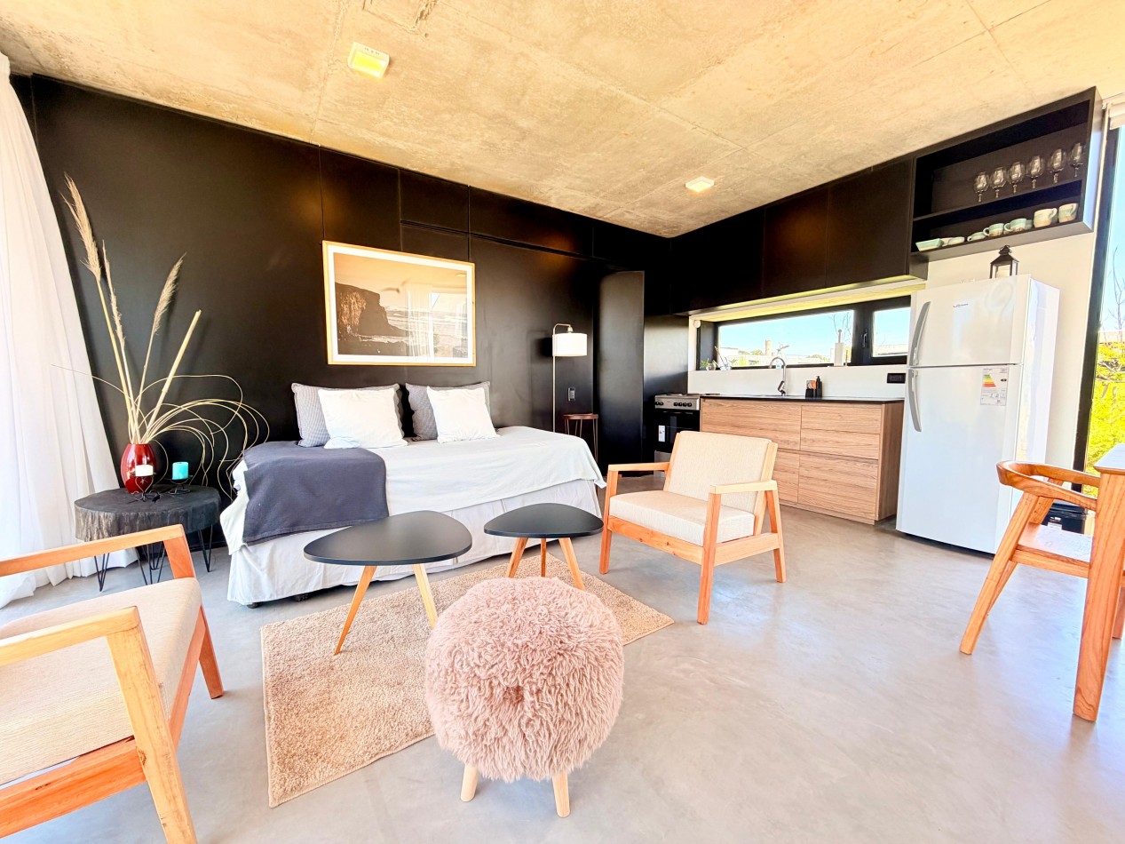 Casas Espejo En Acantilados A Metros Del Mar