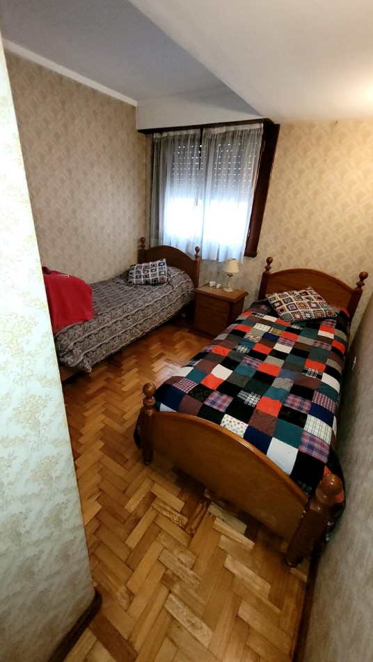 Amplio Depto 4 Amb. Con Balcones Al Frente Y Dependencia