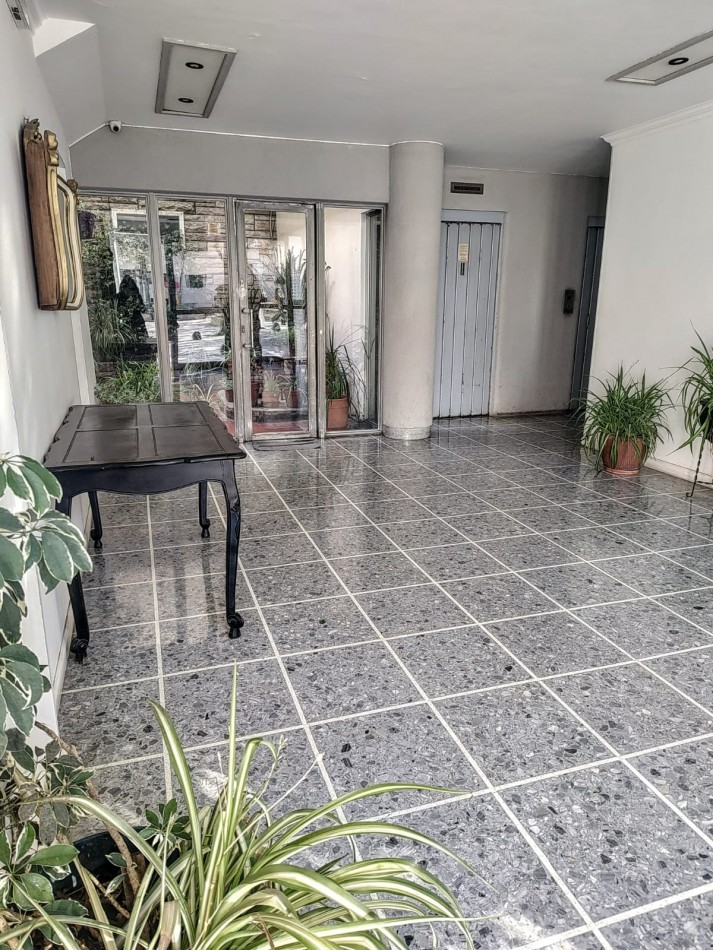 VENTA -DTO 2 AMB AMPLIO - MACROCENTRO 