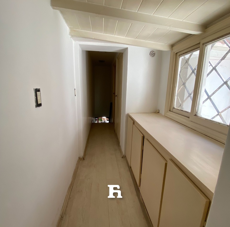 Chalet 5 Amb Parque y Quincho - Impecable Estado