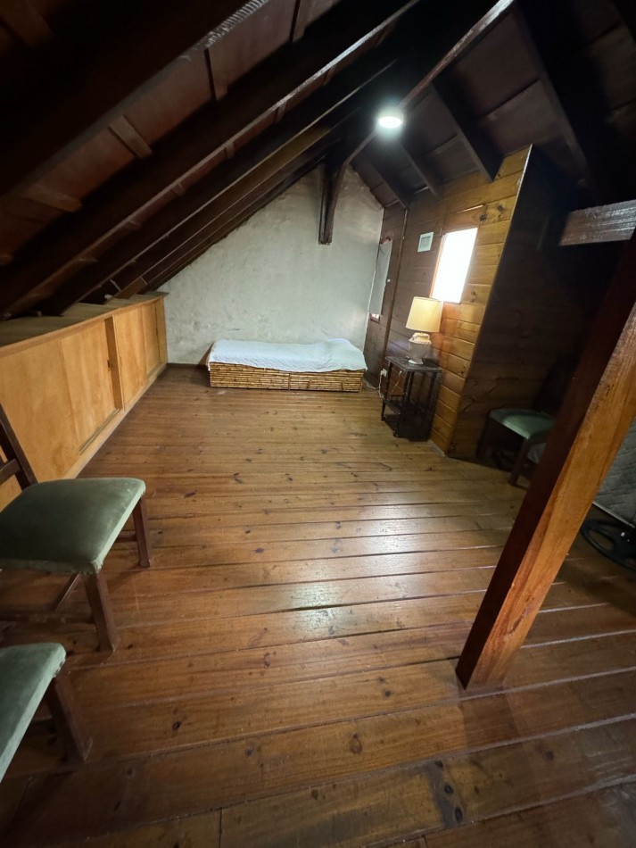 Chalet 5 Amb Parque y Quincho - Impecable Estado