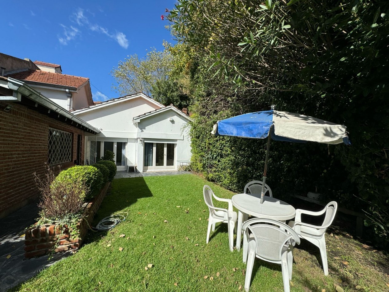 Chalet 5 Amb Parque y Quincho - Impecable Estado