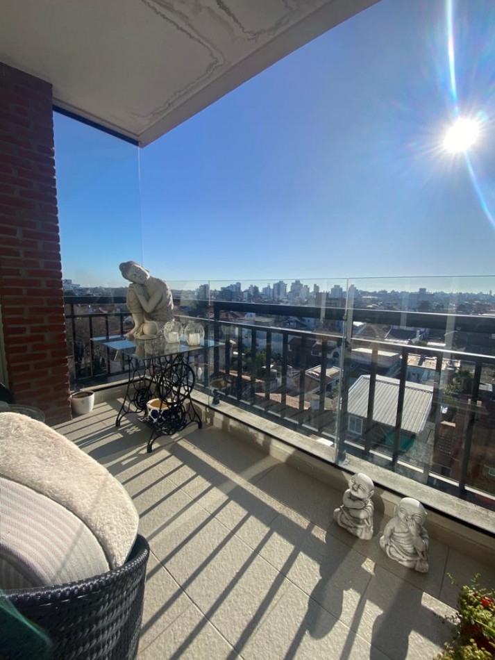 SEMIPISO DE 3 AMBIENTES C/ TERRAZA PROPIA Y DOBLE COCHERA - CHAUVIN