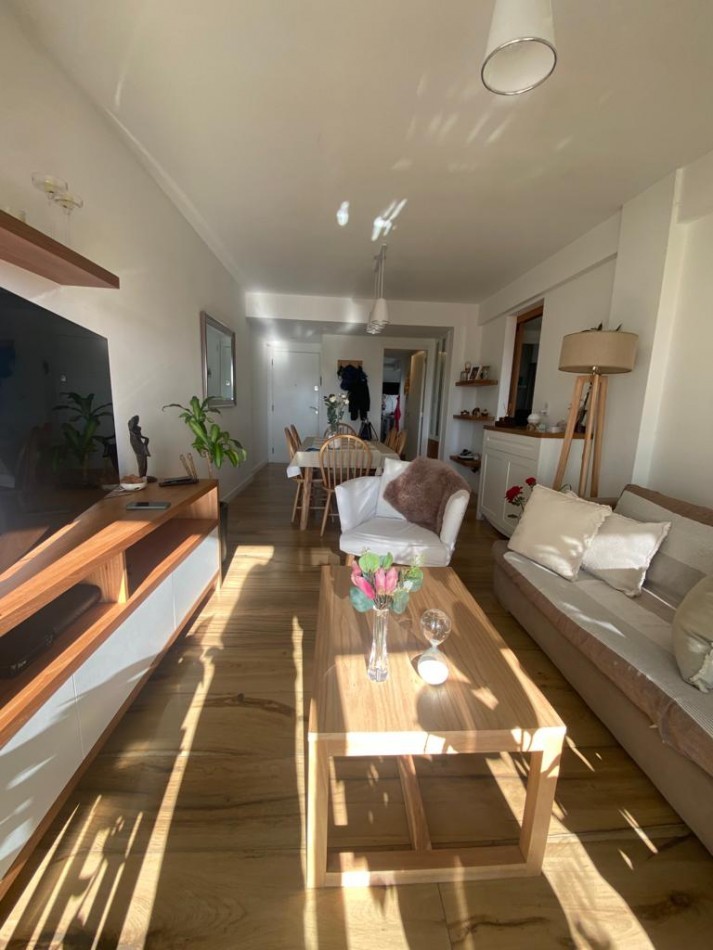 SEMIPISO DE 3 AMBIENTES C/ TERRAZA PROPIA Y DOBLE COCHERA - CHAUVIN