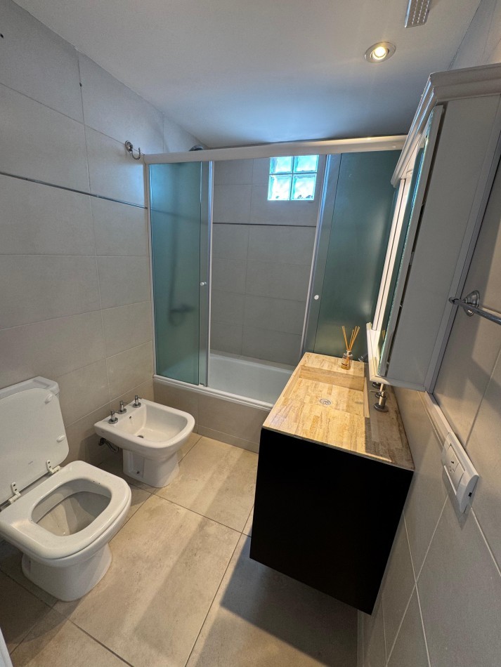 SEMIPISO DE 3 AMBIENTES C/ TERRAZA PROPIA Y DOBLE COCHERA - CHAUVIN