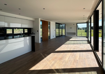 RUMENCO JOVEN - EXCLUSIVA CASA 4 DORMITORIOS CON VISTA AL LAGO 